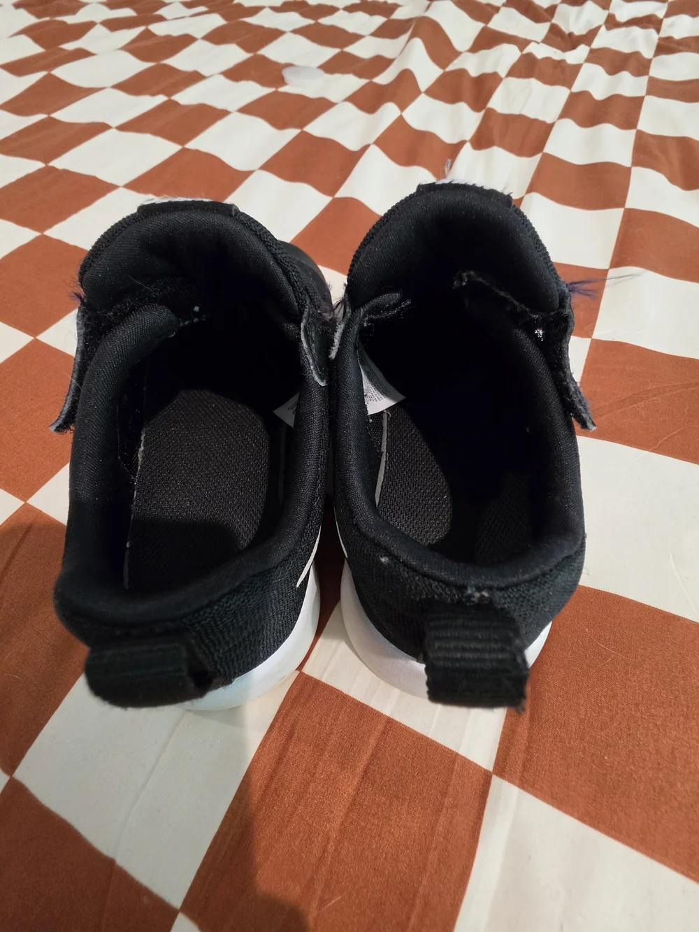 Nike Kids Black & White Running Shoes